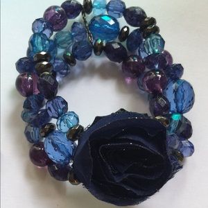 Stretchy Blue Beaded Bracelet